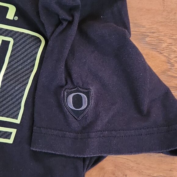 Nike Dri-Fit men's small black Oregon short sleeve t-shirt - Picture 4 of 8